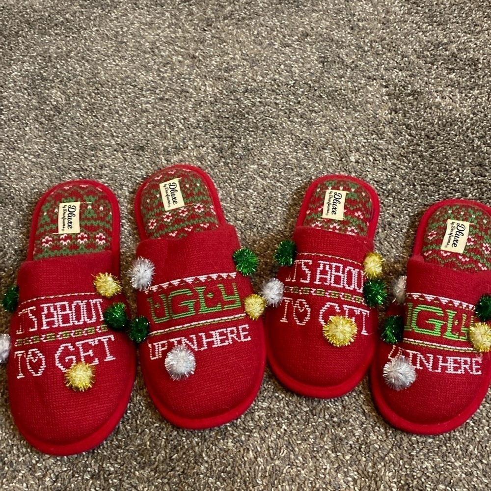 Dearfoams His & Her Ugly Christmas Sweater Slippers NWOT